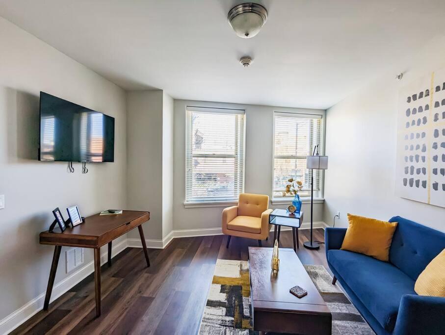 Stylish 1 Bedroom 1ba At The Inman * Champaign